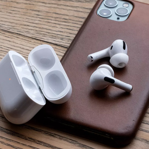 Apple AirPods Pro 无线耳机
